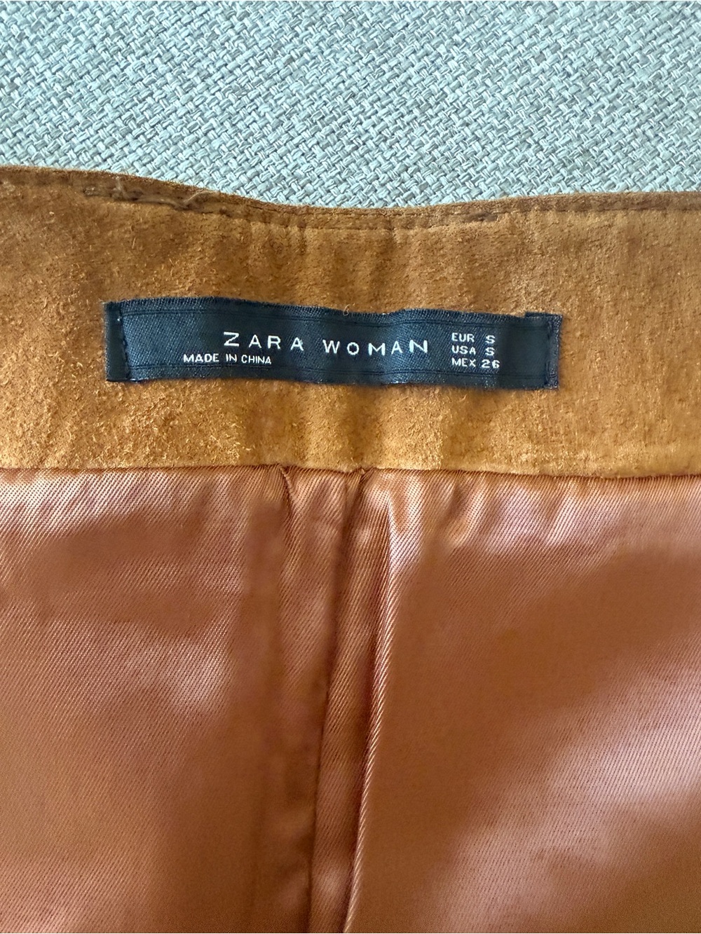 Zara Brown Suede Button-Front Mini Skirt with Belt - Picture 3 of 3